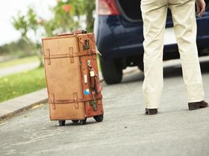 諦めないでハイエースの中古車を探す